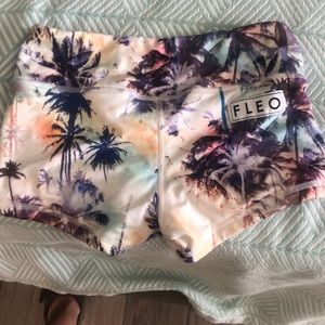 Fleo Bermuda Theme Shorts